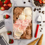Ice Cream Chocolate Vanilla and Strawberry Magic 13 Pan of chocolate, Ice Cream Chocolate Vanilla and Strawberry with cones